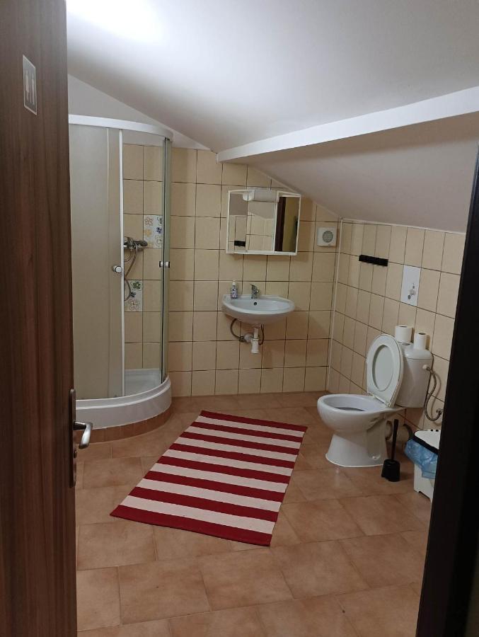 Penzion U bílého jaka Vilemov  Exteriér fotografie